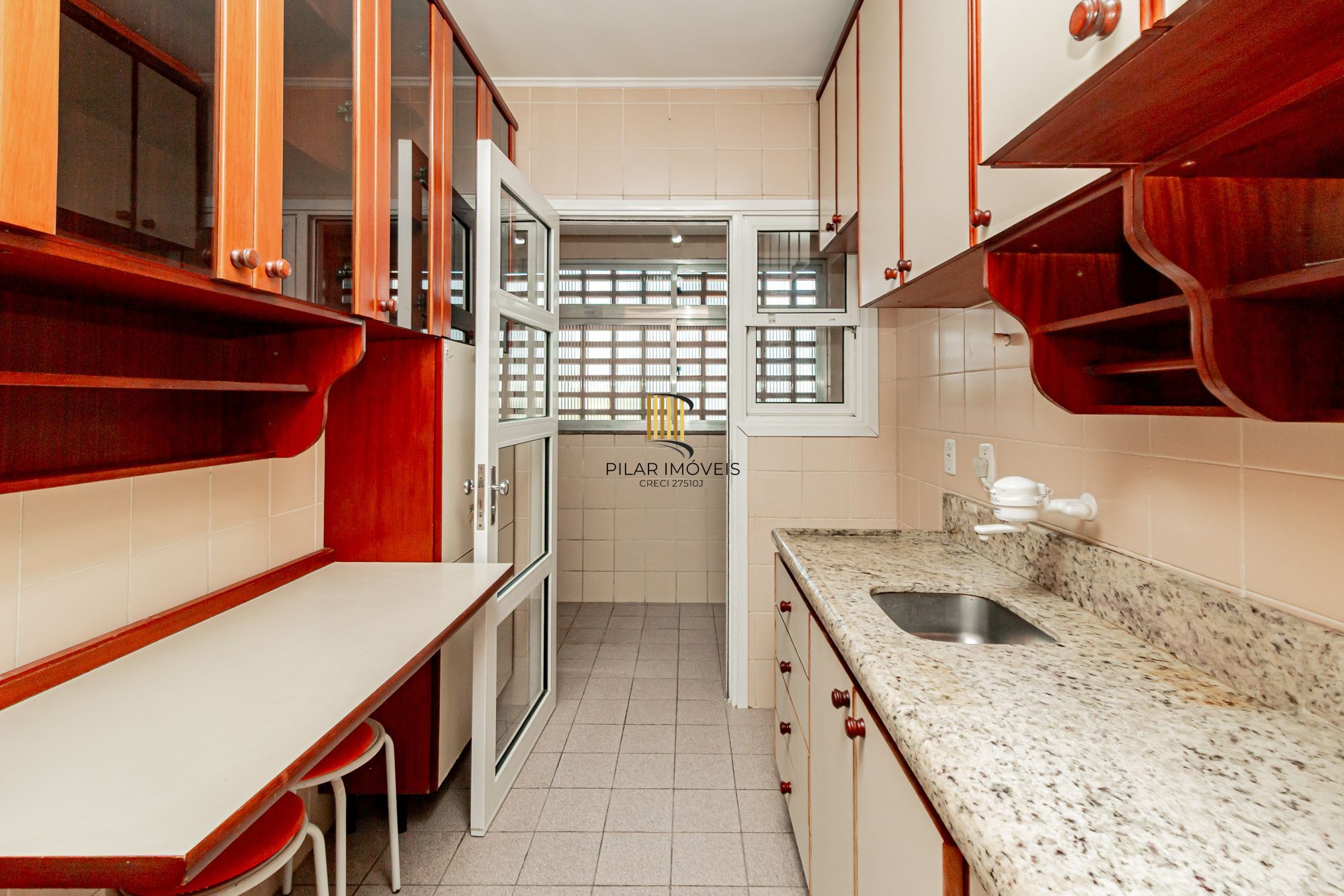 Apartamento 2 dormitórios no bairro Passo da Areia