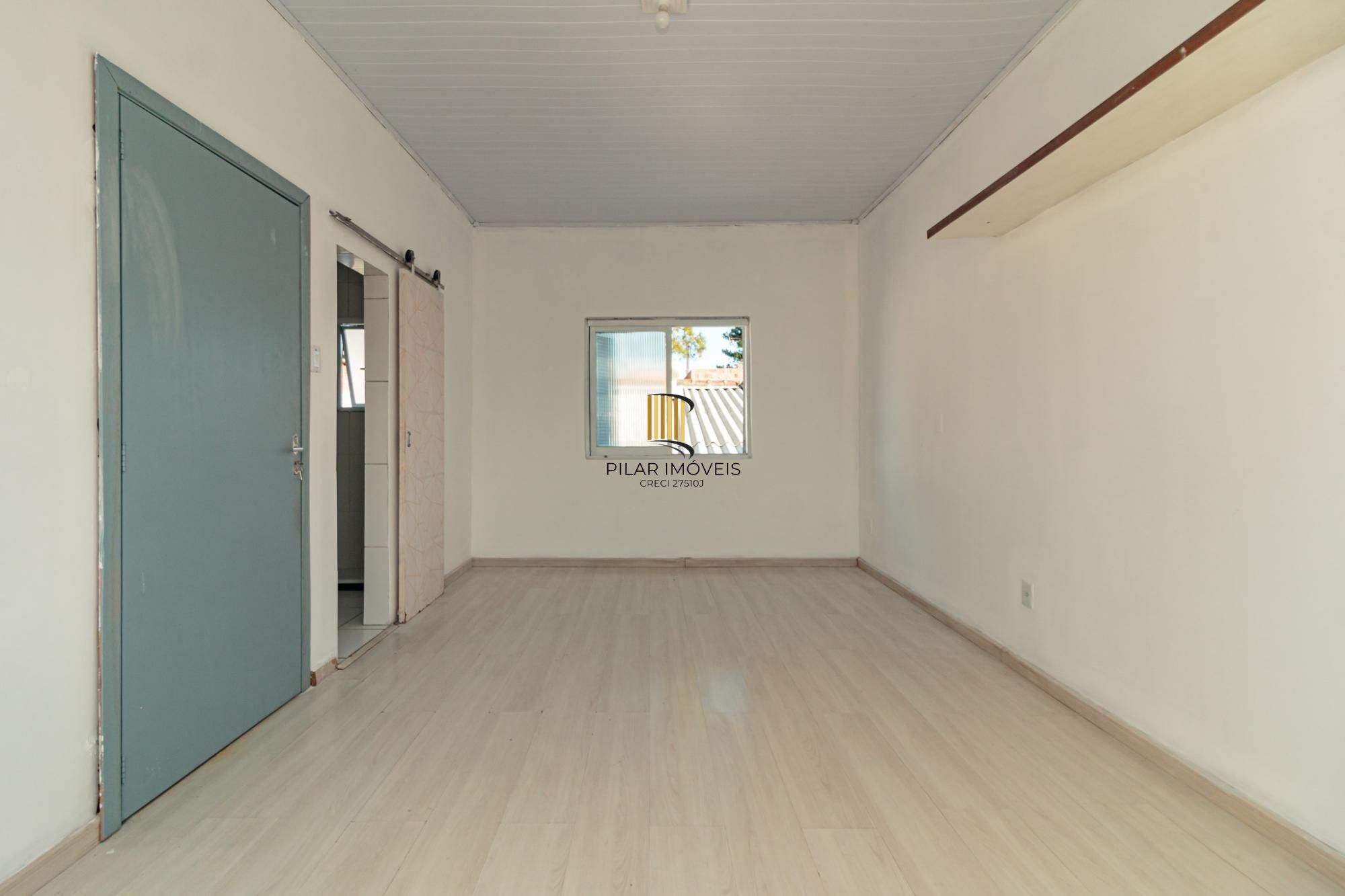 Casa 2 dormitórios no bairro Lomba do Pinheiro