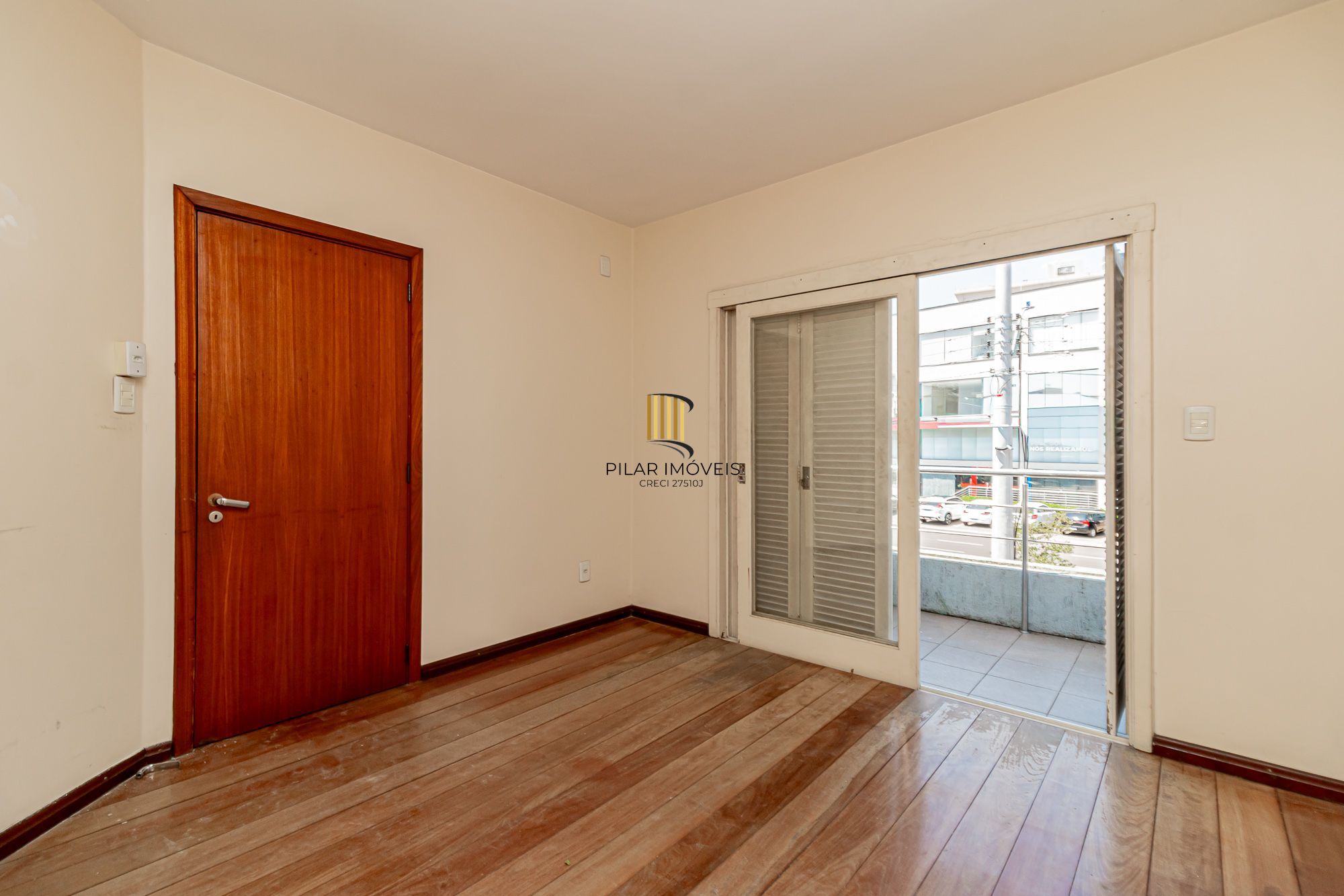 Casa 5 dormitórios no bairro Marechal Rondon