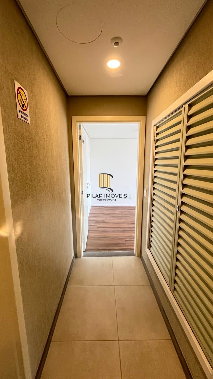 Apartamento 2 dormitórios no bairro Jardim Sabará