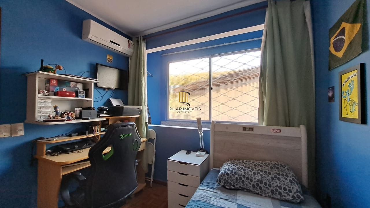 Casa 4 dormitórios no bairro Morro Santana