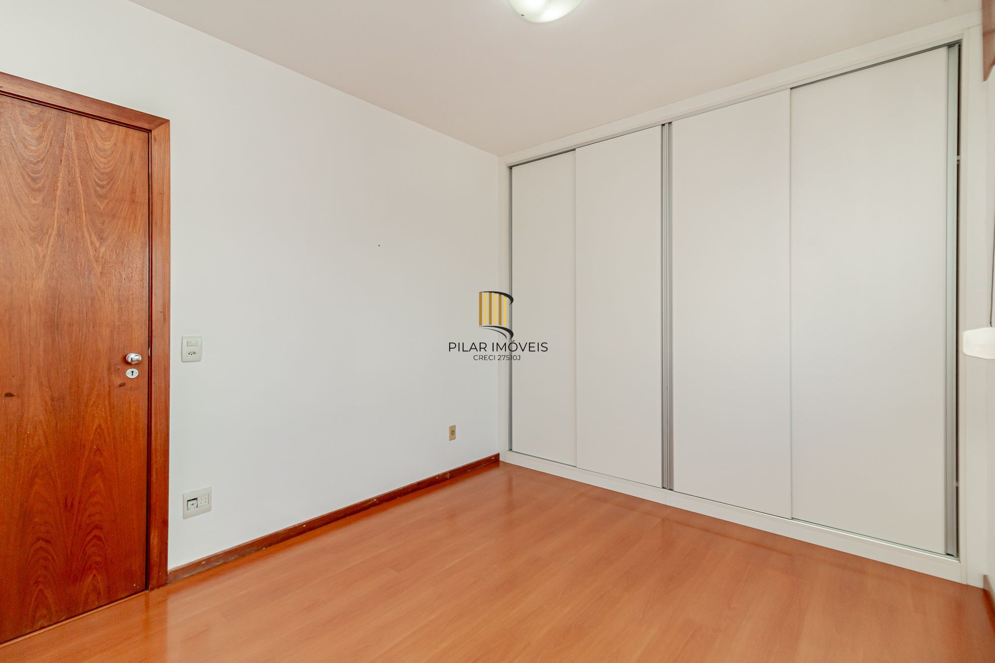 Apartamento 2 dormitórios no bairro Passo da Areia