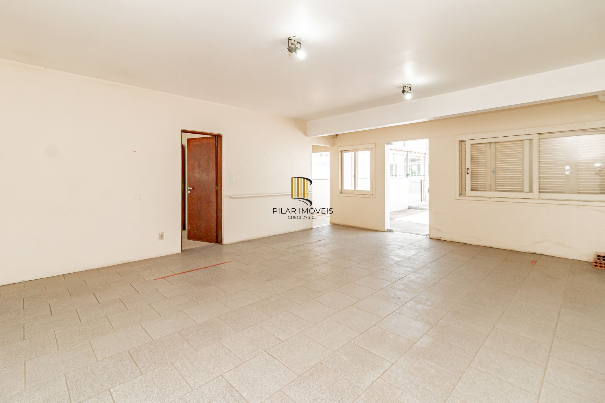 Casa 5 dormitórios no bairro Marechal Rondon