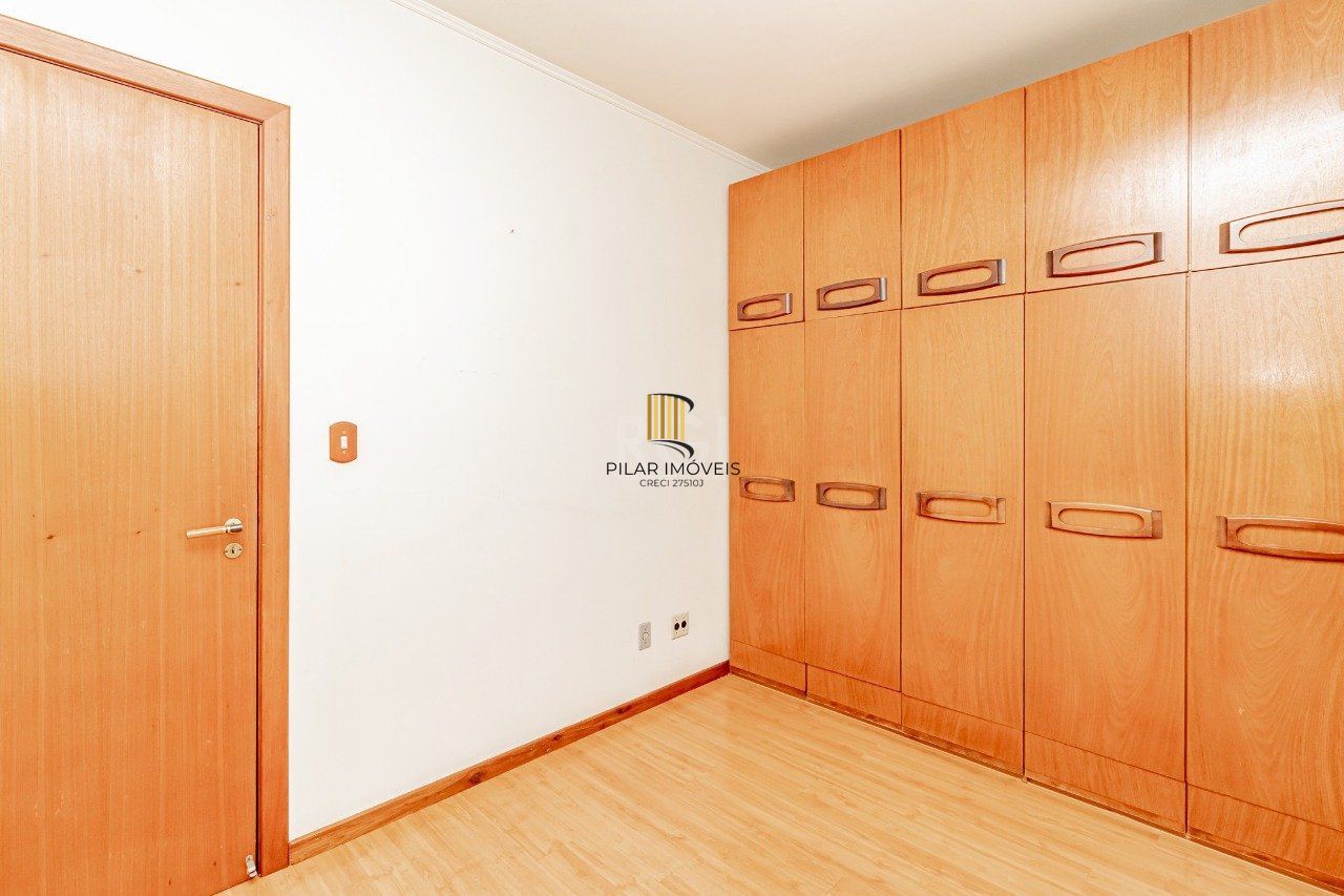 Apartamento 2 dormitórios no bairro Vila Ipiranga
