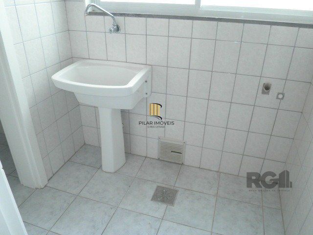 Apartamento 2 dormitórios no bairro Chácara das Pedras
