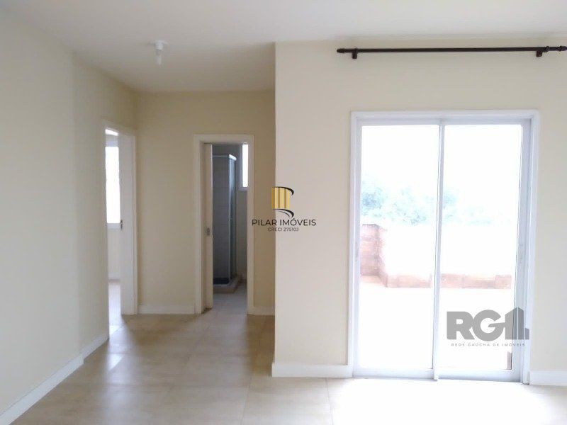 Duplex 2 dormitórios no bairro Jardim Sabará