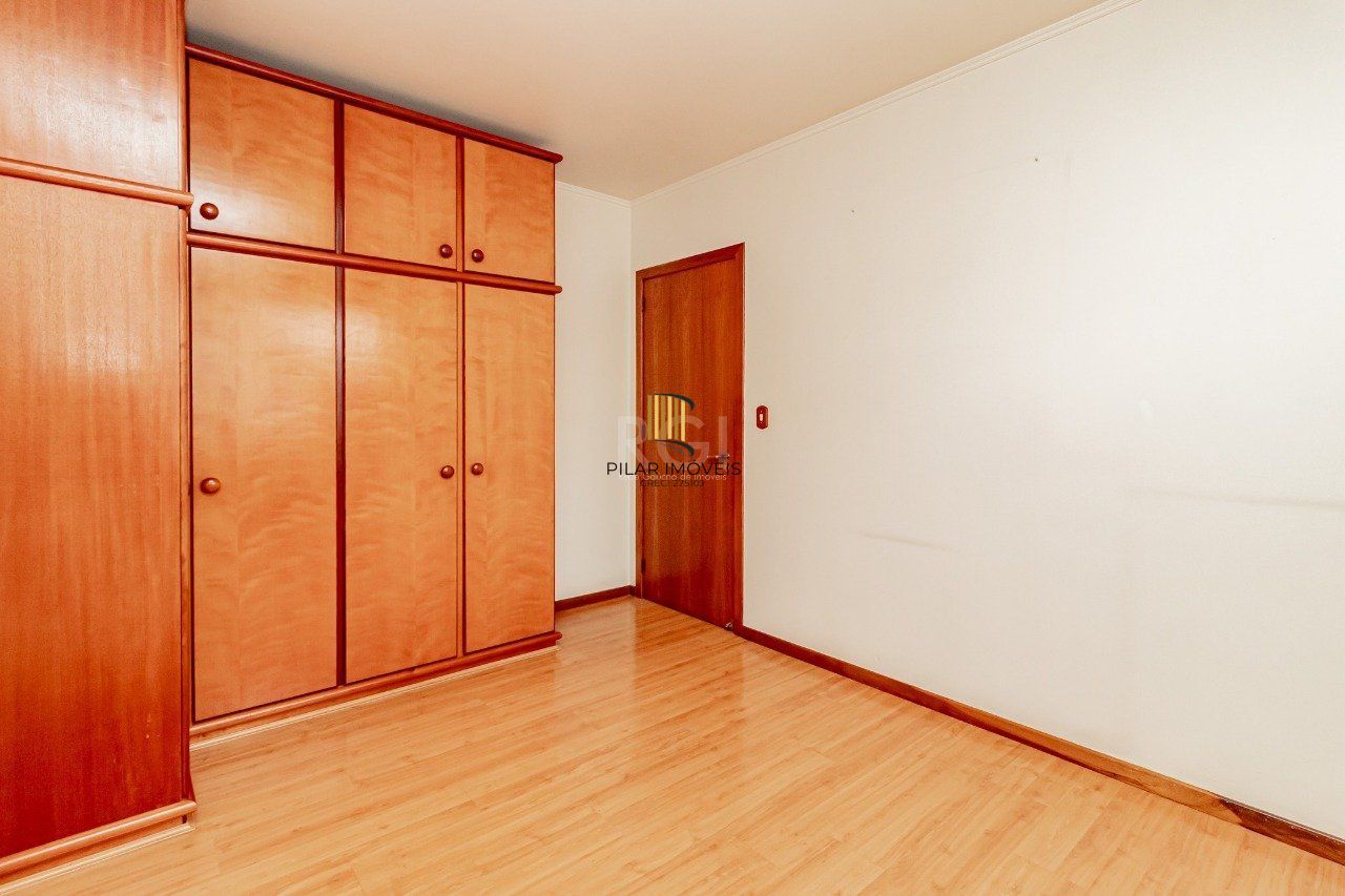 Apartamento 2 dormitórios no bairro Vila Ipiranga