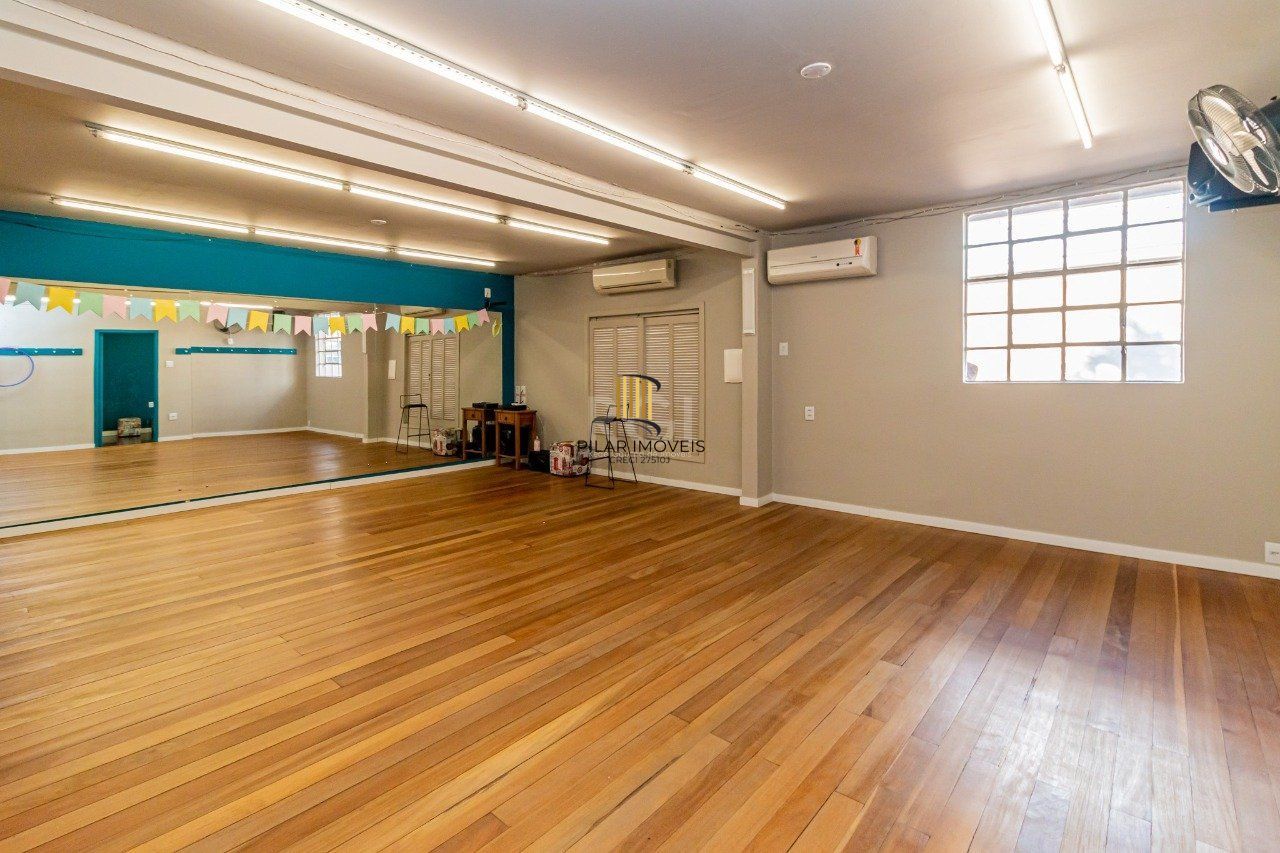 Casa Comercial para Venda - 193m², 0 dormitórios, Vila Ipiranga