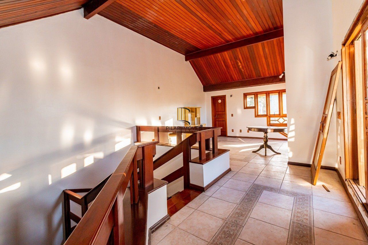 Casa para Venda - 431m², 4 dormitórios, sendo 2 suites, 3 vagas - Jardim Itu Sabará