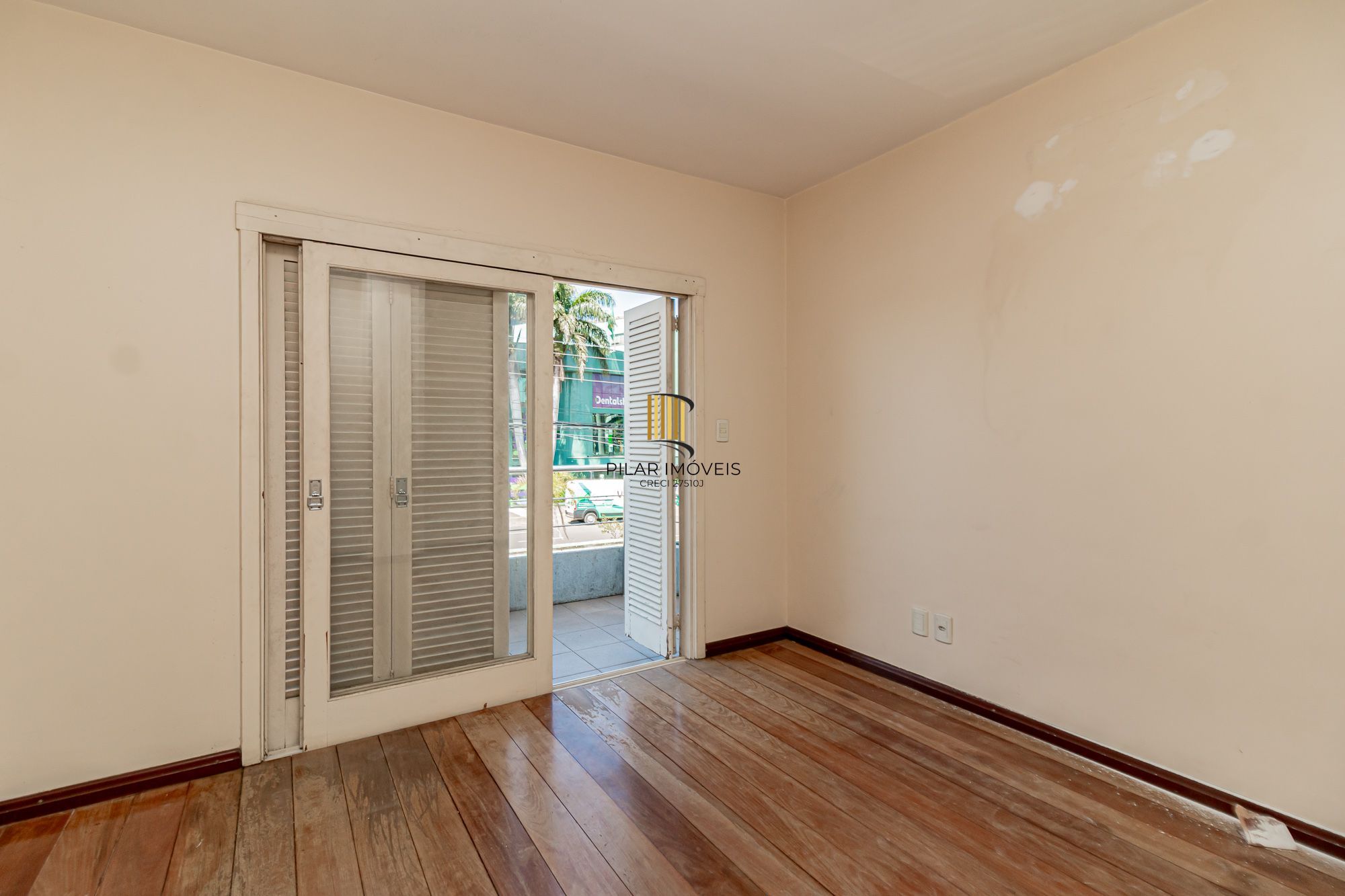 Casa 5 dormitórios no bairro Marechal Rondon