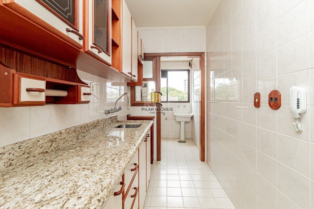 Apartamento 2 dormitórios no bairro Vila Ipiranga