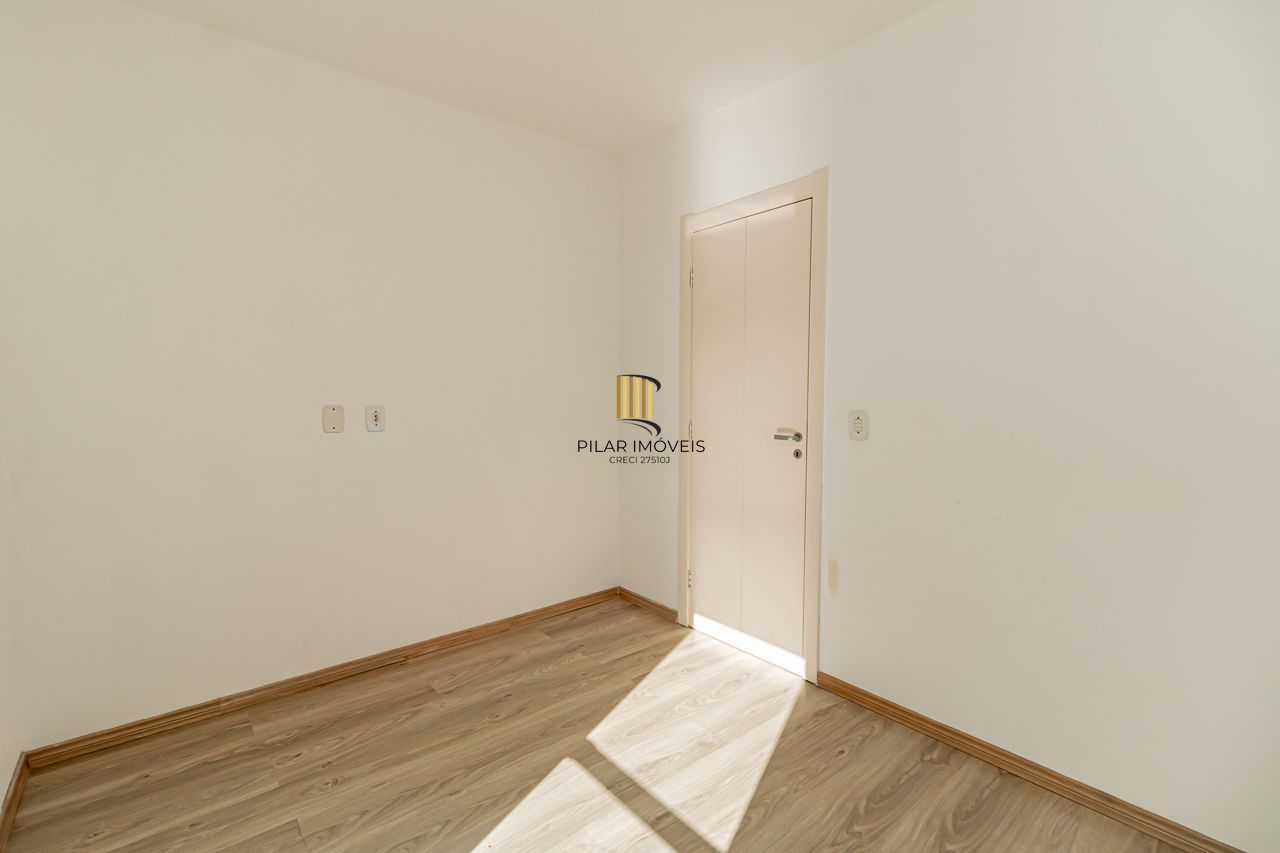 Casa de Condomínio 3 dormitórios no bairro Cavalhada