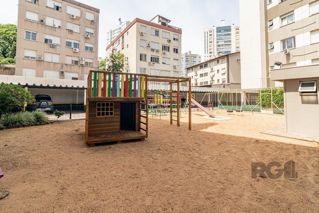 Apartamento 2 dormitórios no bairro Passo da Areia