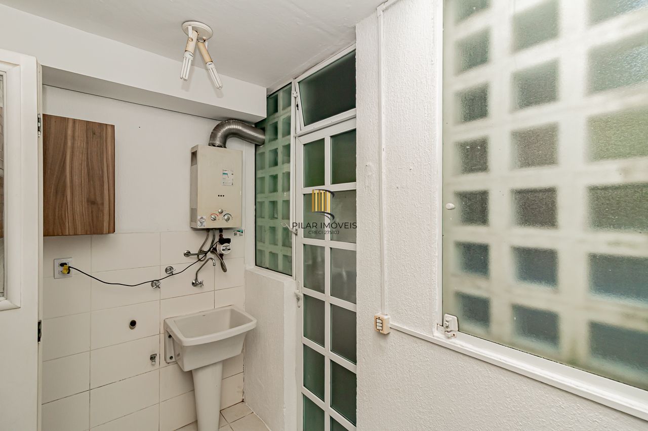 Casa de Condomínio 3 dormitórios no bairro Cavalhada