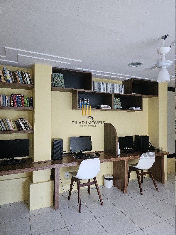 Apartamento 2 dormitórios no bairro Jardim Carvalho