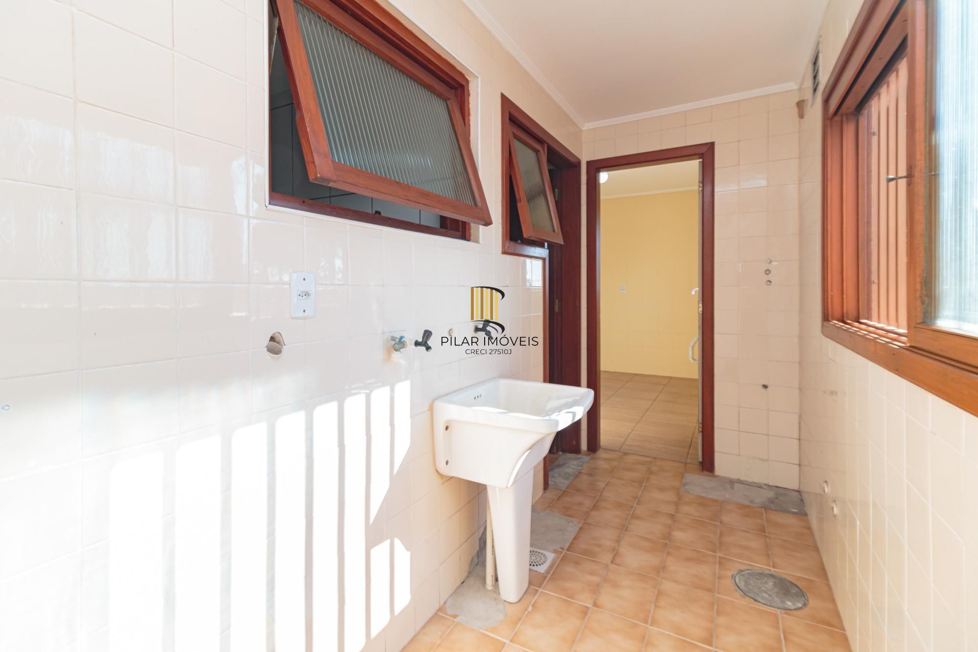 Apartamento 2 dormitórios no bairro Bom Jesus
