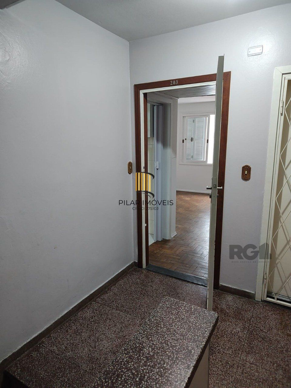 Apartamento 2 dormitórios no bairro Cavalhada