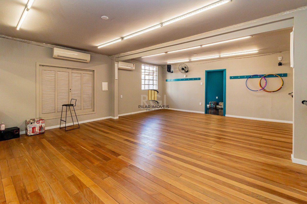 Casa Comercial para Venda - 193m², 0 dormitórios, Vila Ipiranga