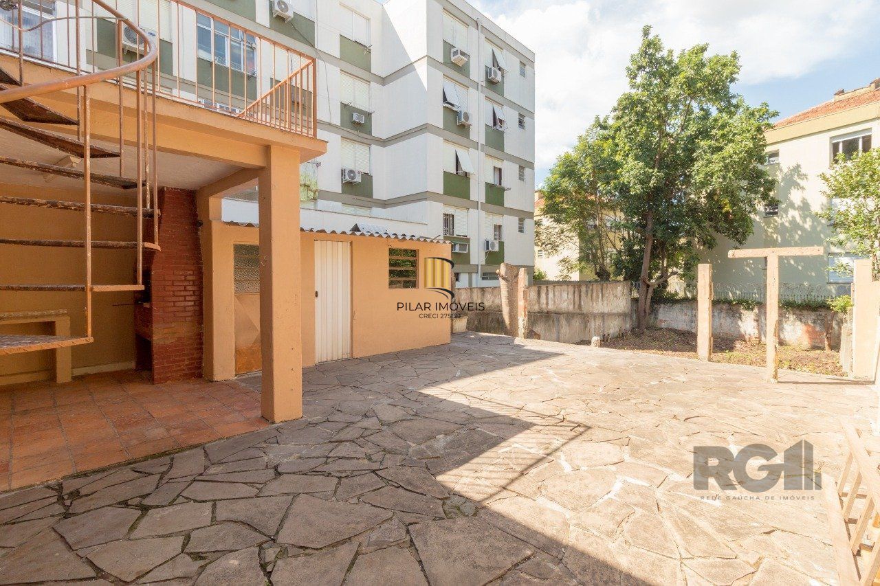 Casa 4 dormitórios no bairro Cristo Redentor