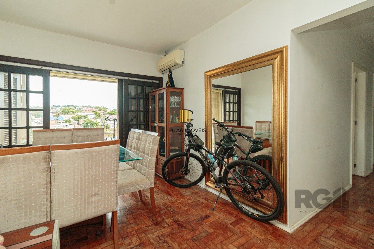 Apartamento 2 dormitórios no bairro Vila Ipiranga