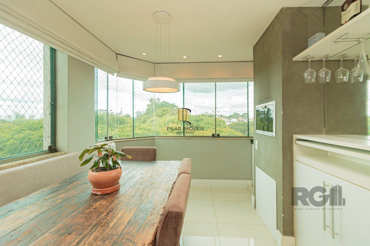 Apartamento 3 dormitórios no bairro Vila Ipiranga