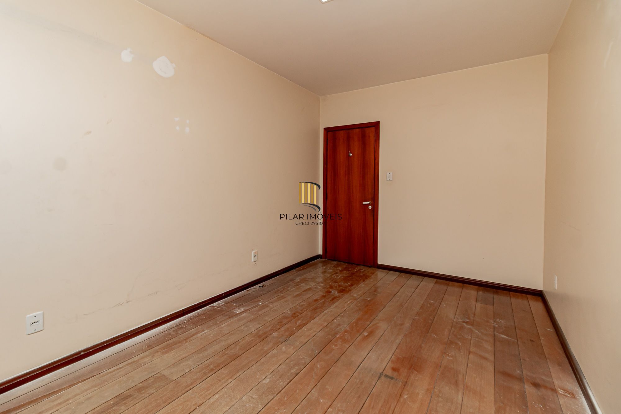 Casa 5 dormitórios no bairro Marechal Rondon