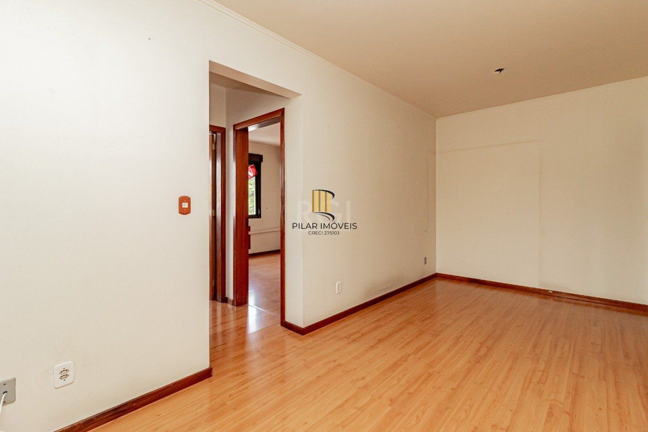 Apartamento 2 dormitórios no bairro Vila Ipiranga