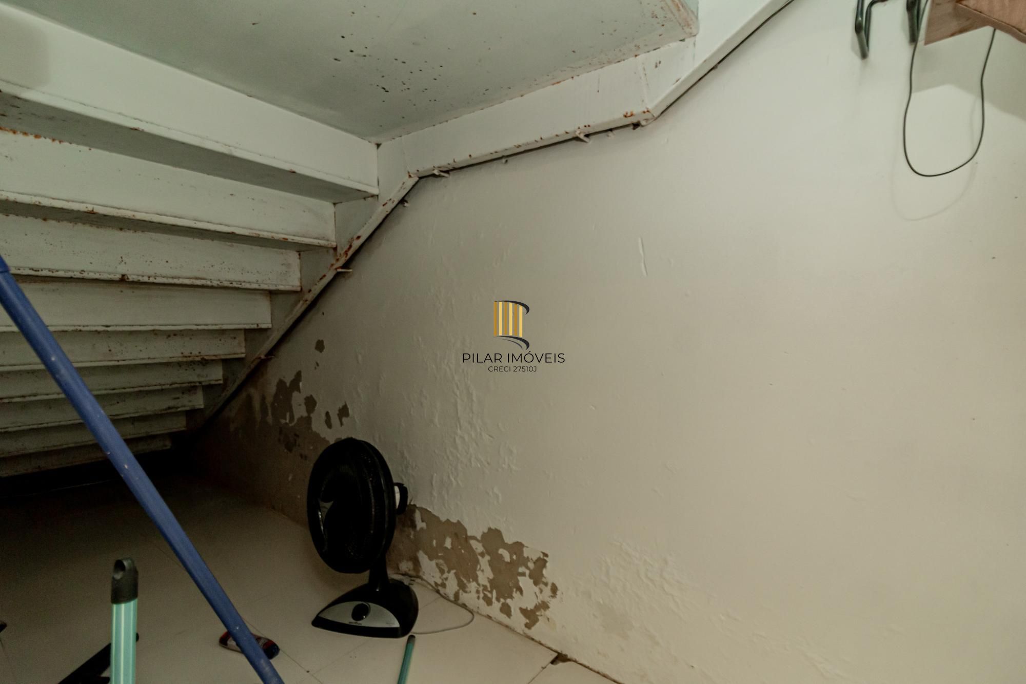 Prédio Comercial 6 dormitórios no bairro Navegantes