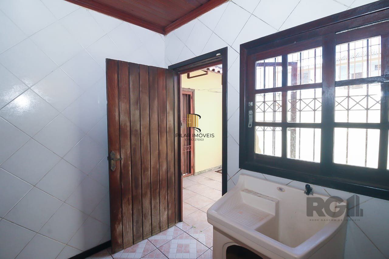 Casa 4 dormitórios no bairro Marechal Rondon