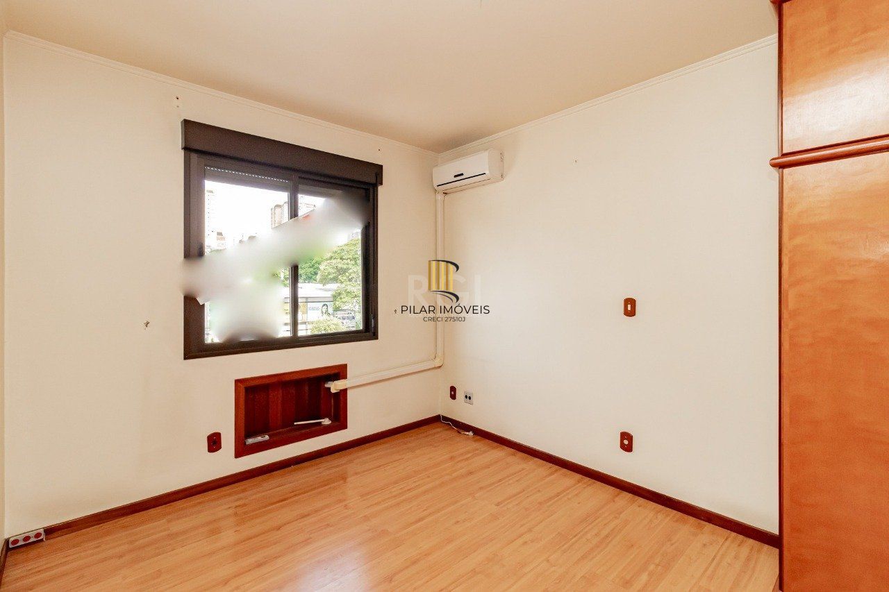 Apartamento 2 dormitórios no bairro Vila Ipiranga