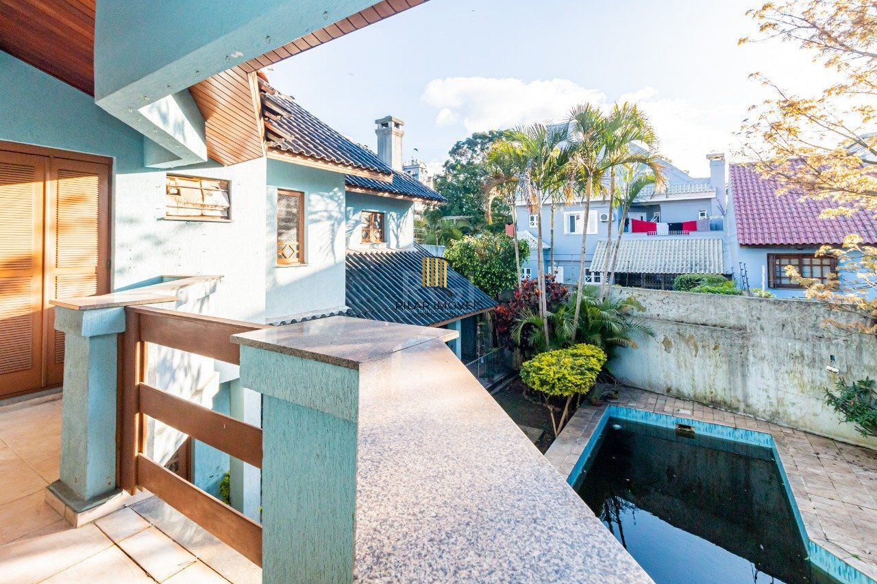 Casa para Venda - 431m², 4 dormitórios, sendo 2 suites, 3 vagas - Jardim Itu Sabará
