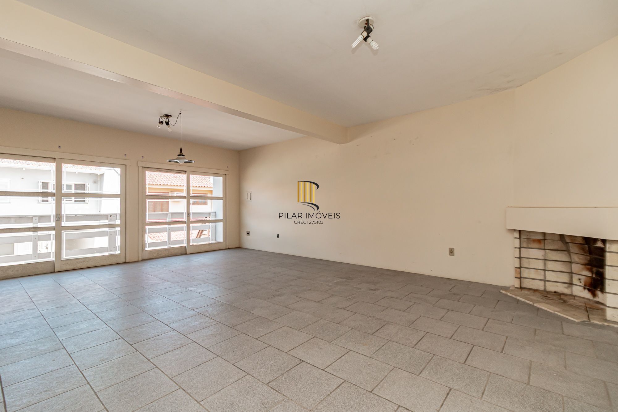 Casa 5 dormitórios no bairro Marechal Rondon