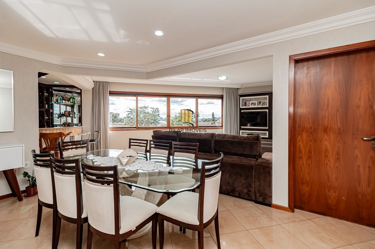 Apartamento 3 dormitórios no bairro Vila Ipiranga