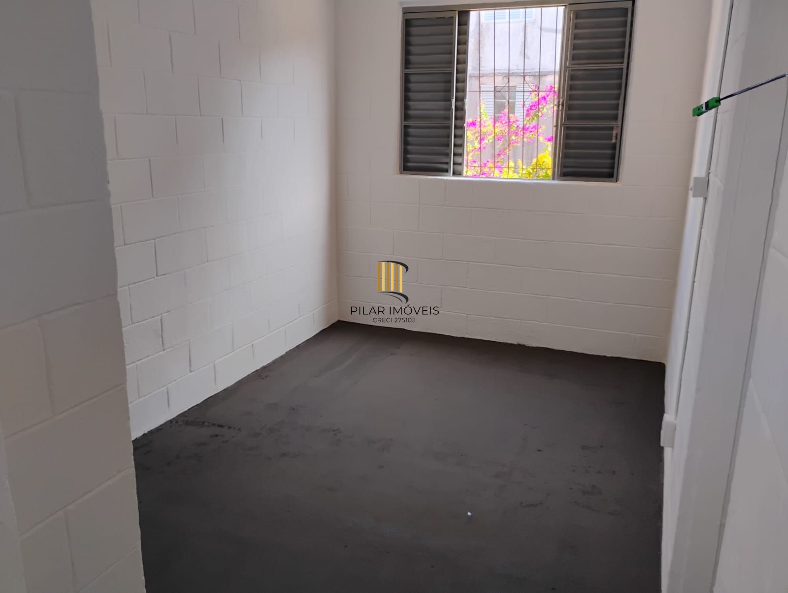 Apartamento 2 dormitórios no bairro Rubem Berta