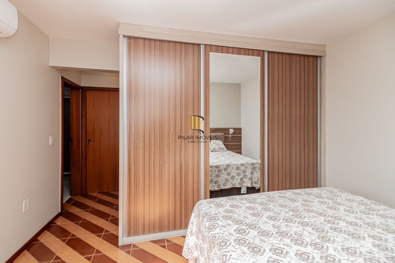 Apartamento 3 dormitórios no bairro Vila Ipiranga