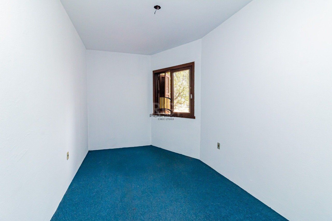 Casa para Venda - 296m², 3 dormitórios, sendo 1 suites, 3 vagas - Rubem Berta