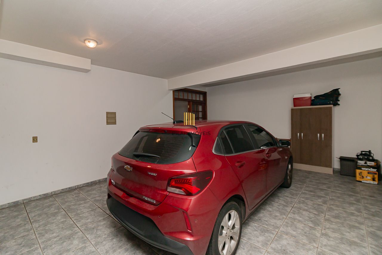 Casa 3 dormitórios no bairro Vila Ipiranga