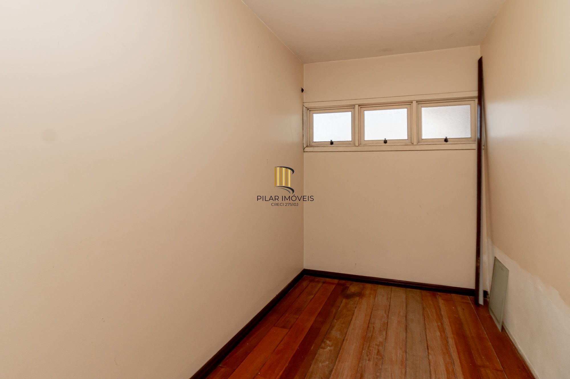 Casa 5 dormitórios no bairro Marechal Rondon