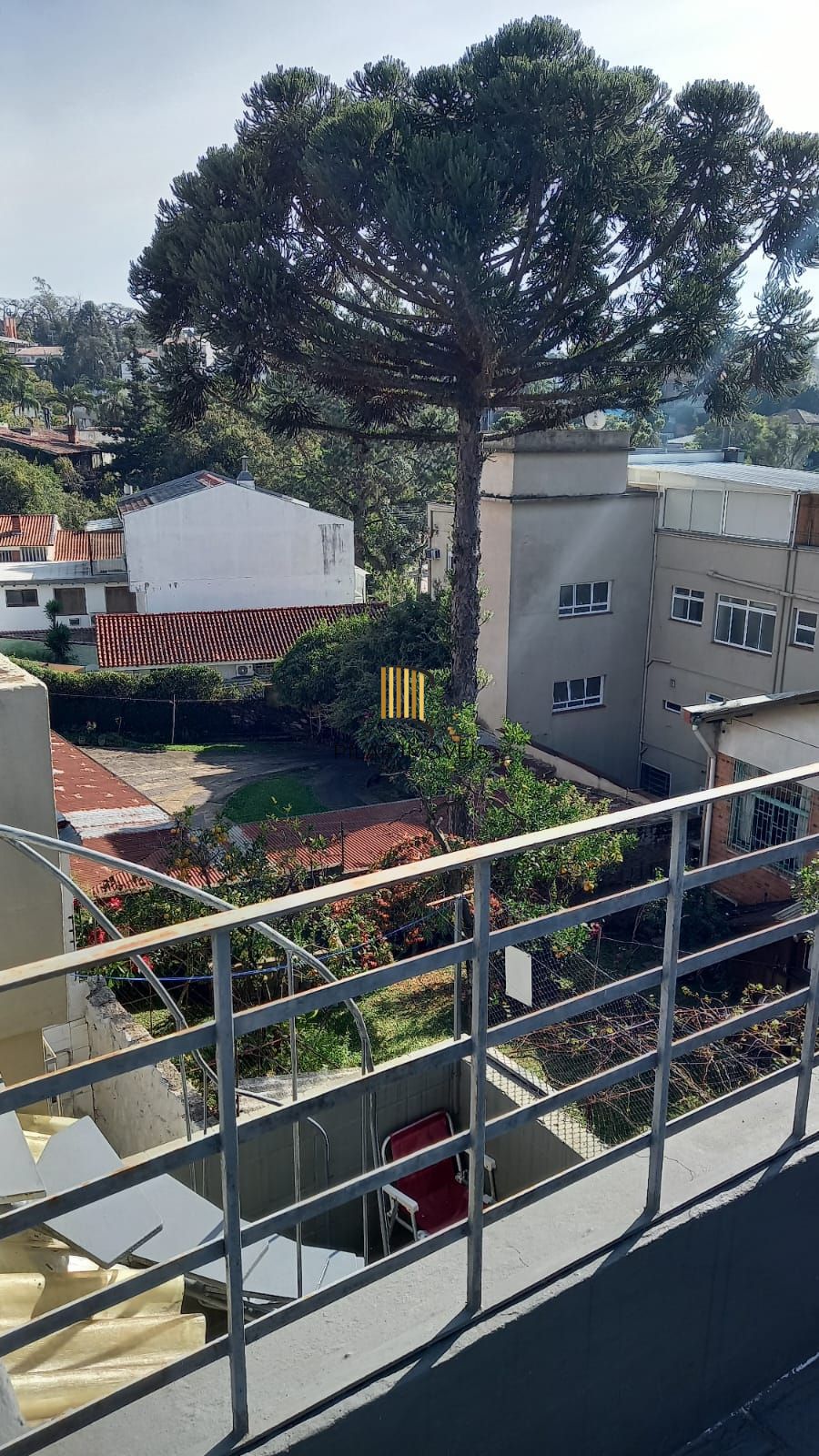 Casa 5 dormitórios no bairro Três Figueiras