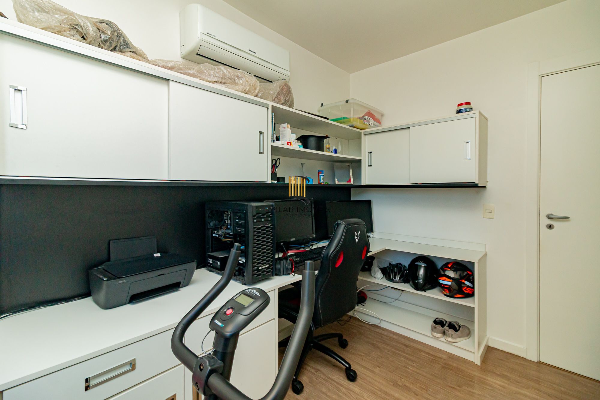 Apartamento 3 dormitórios no bairro Vila Ipiranga
