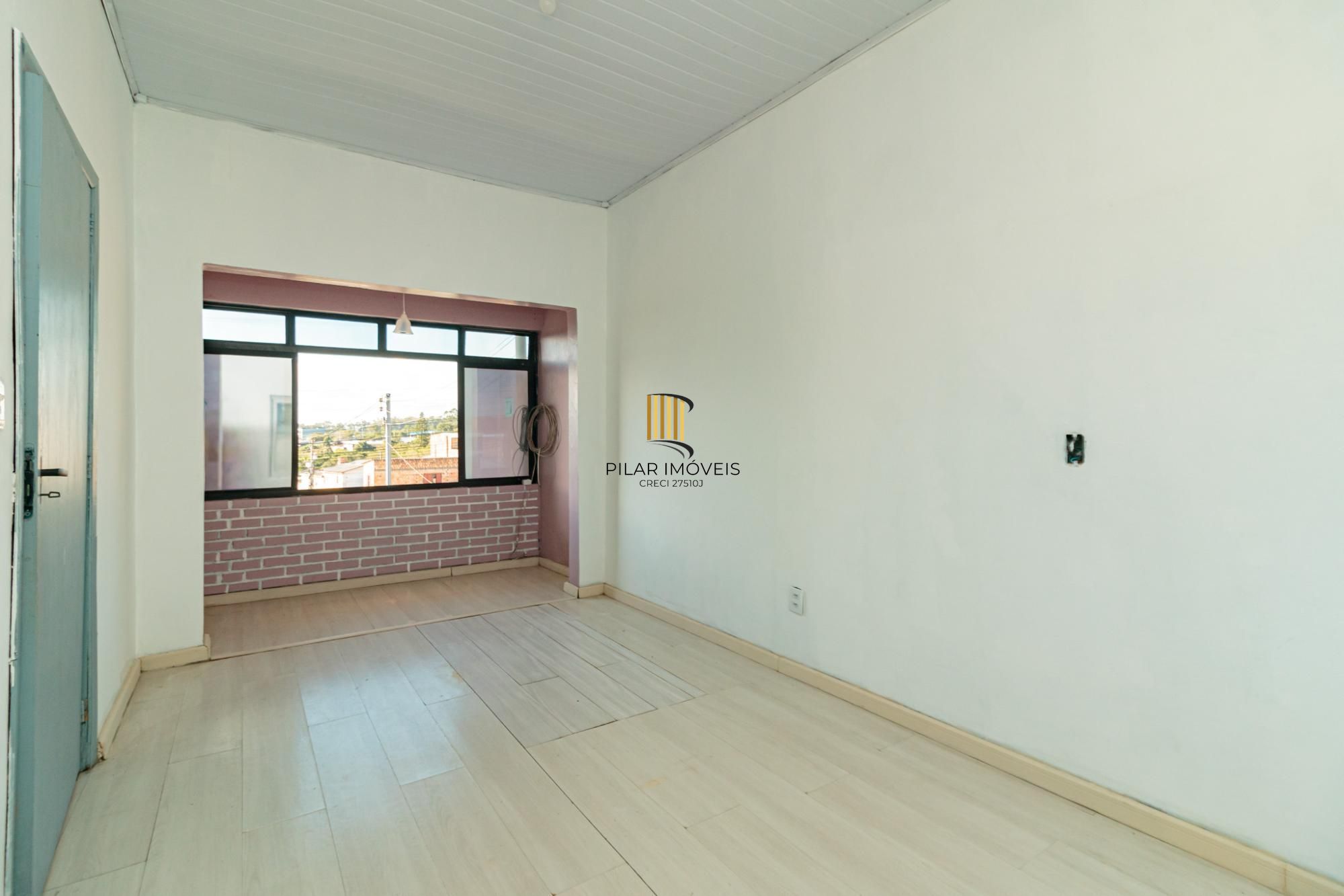 Casa 2 dormitórios no bairro Lomba do Pinheiro