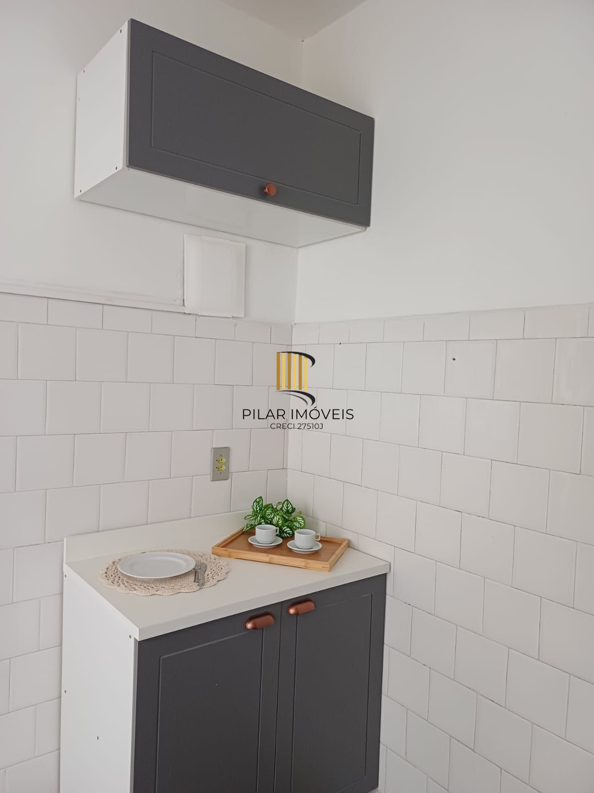 Apartamento 2 dormitórios no bairro Vila Ipiranga