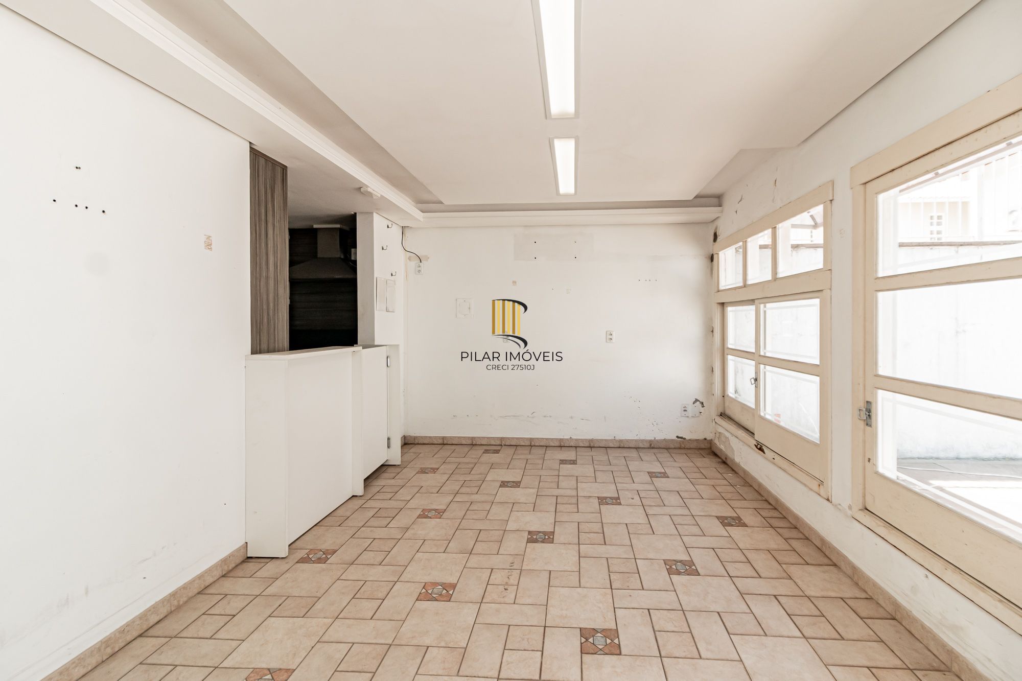 Casa 5 dormitórios no bairro Marechal Rondon