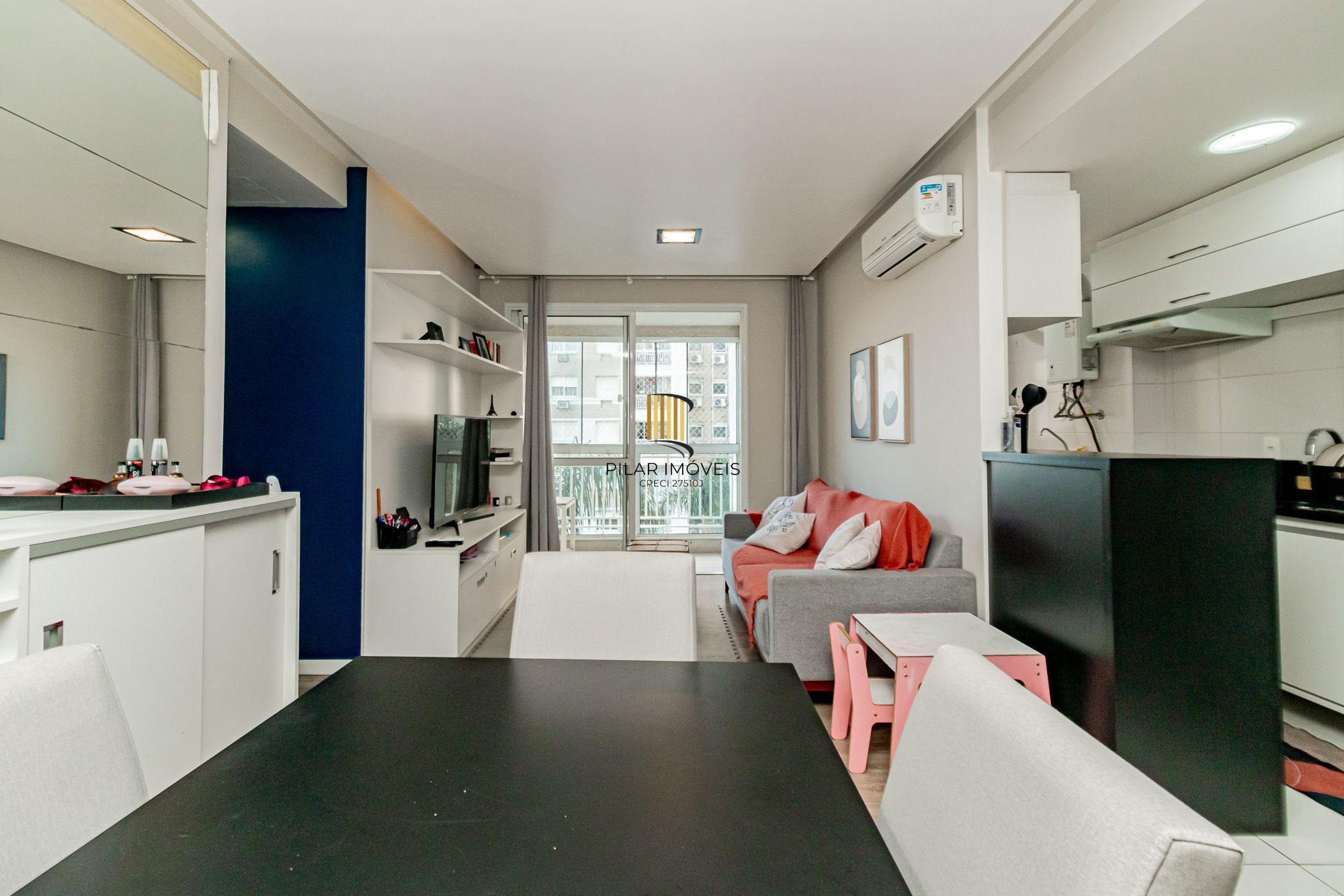Apartamento 3 dormitórios no bairro Vila Ipiranga