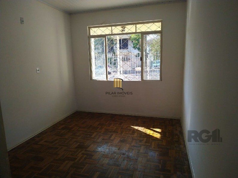 Casa 2 dormitórios no bairro Vila Ipiranga