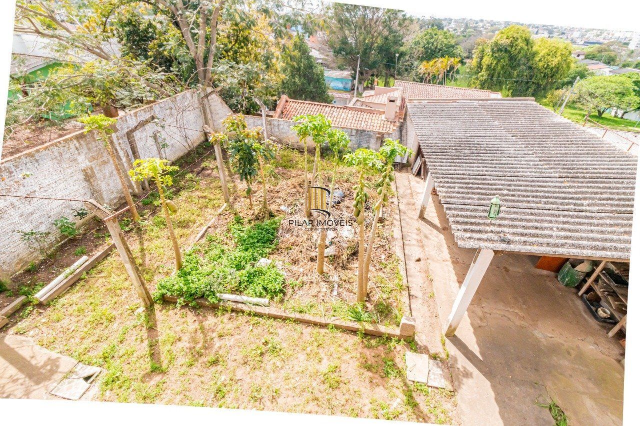 Casa para Venda - 296m², 3 dormitórios, sendo 1 suites, 3 vagas - Rubem Berta