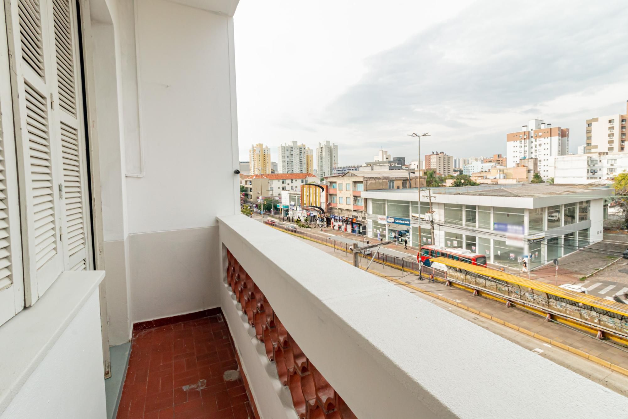Apartamento 2 dormitórios no bairro Sarandi