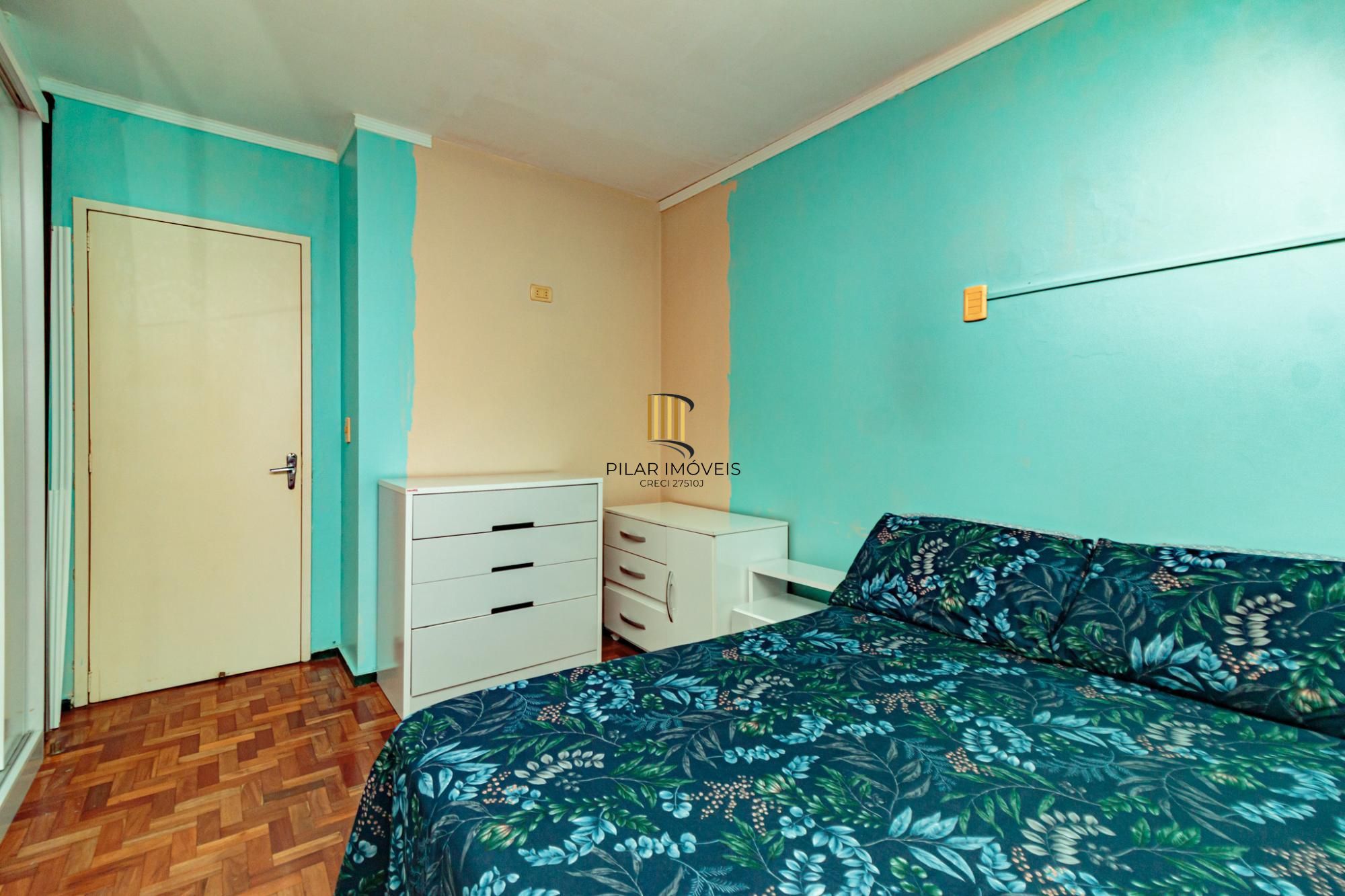 Apartamento 2 dormitórios no bairro Vila Ipiranga