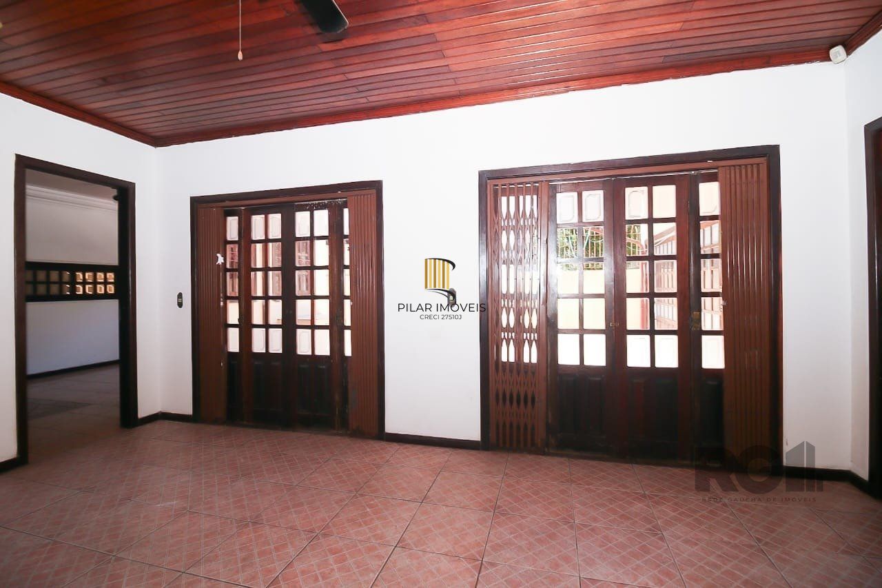 Casa 4 dormitórios no bairro Marechal Rondon
