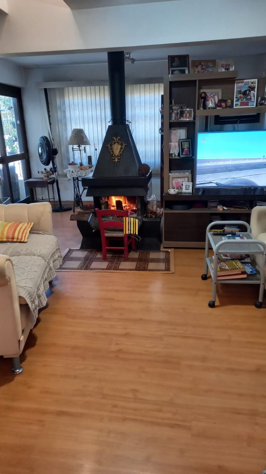 Casa 5 dormitórios no bairro Três Figueiras